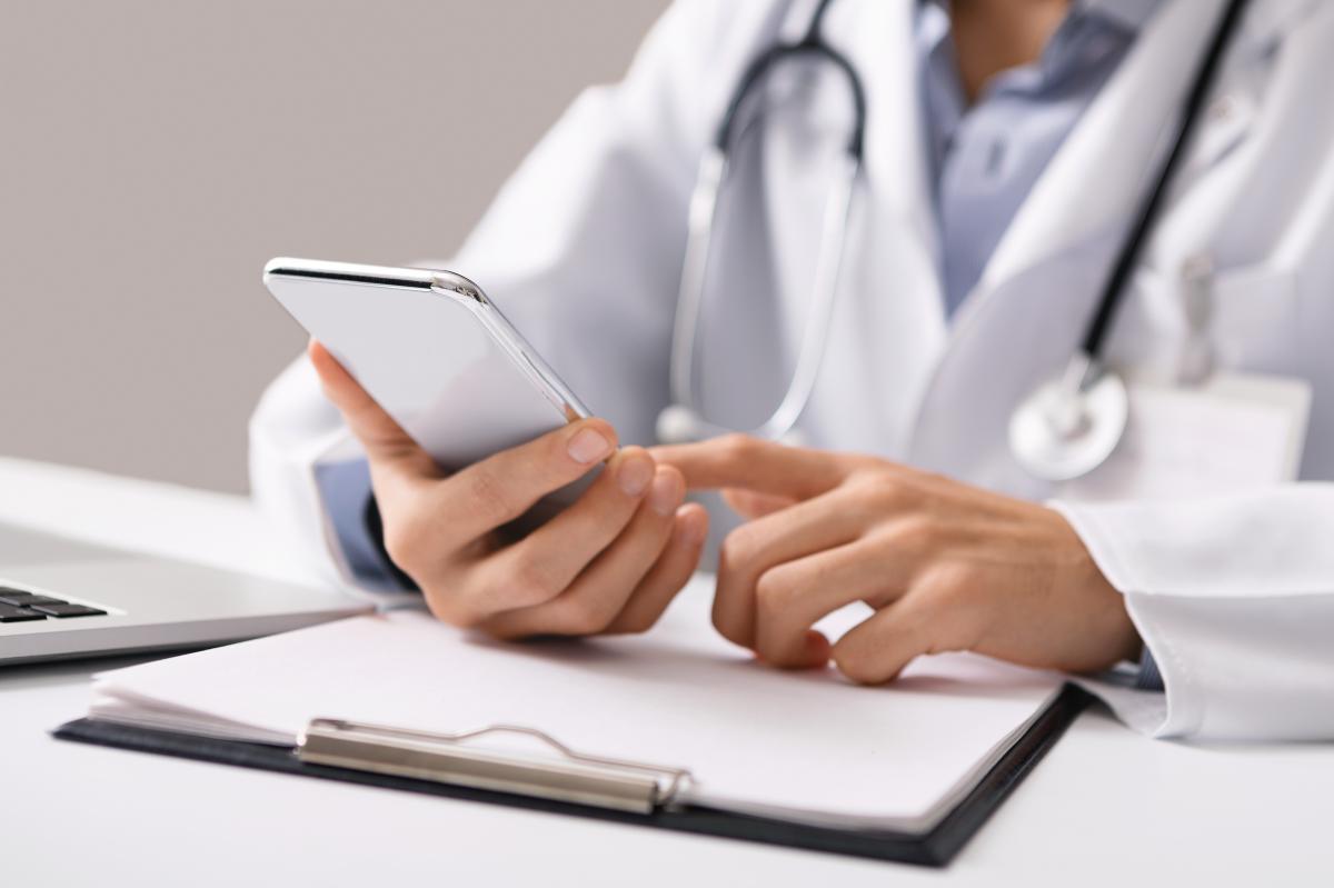 Your internet presence is often your first impression for new patients. These five habits can help you ensure it’s a healthy one.